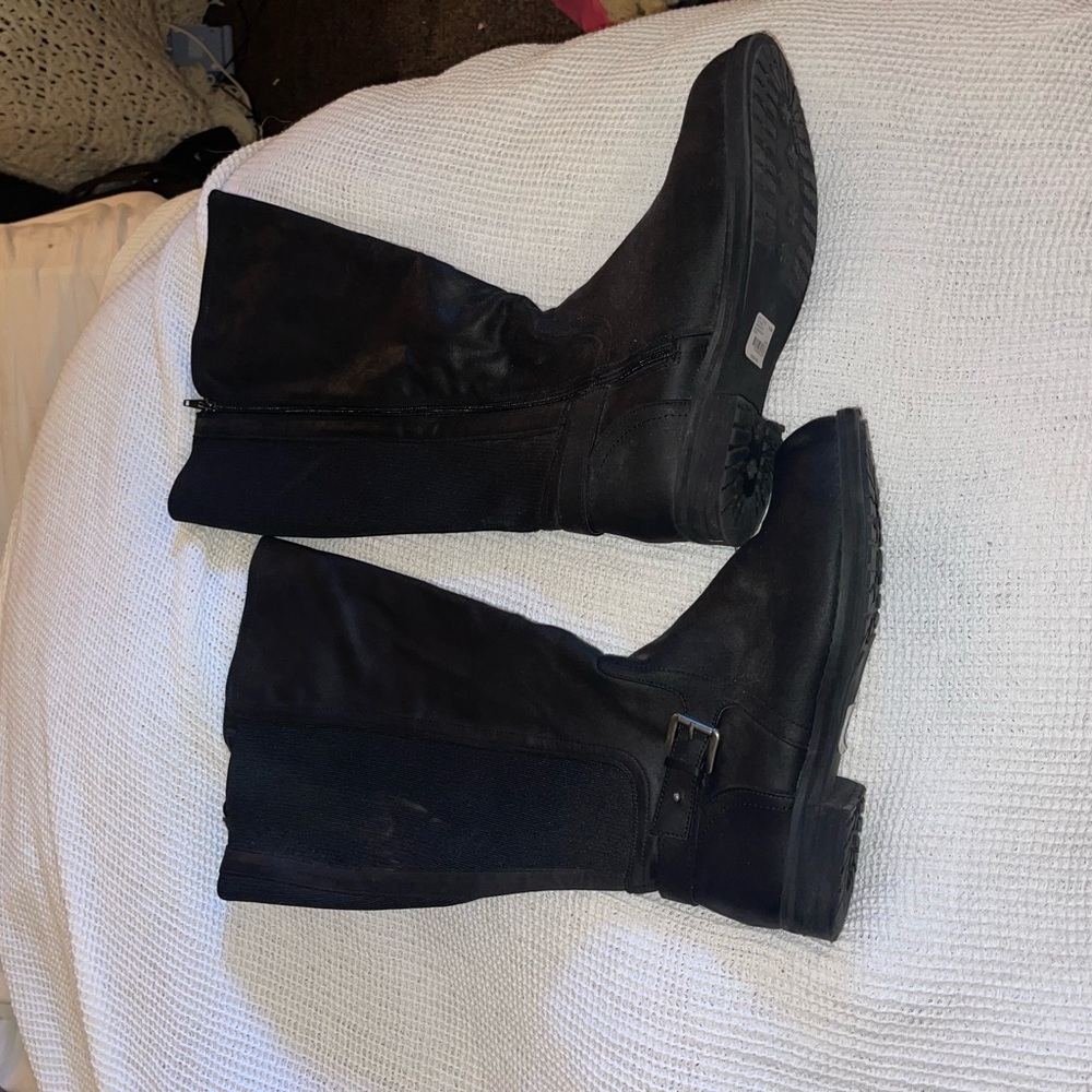 NWT, unused Lane Bryant Boots Black Knee-High Winter Boots Size 9.5W